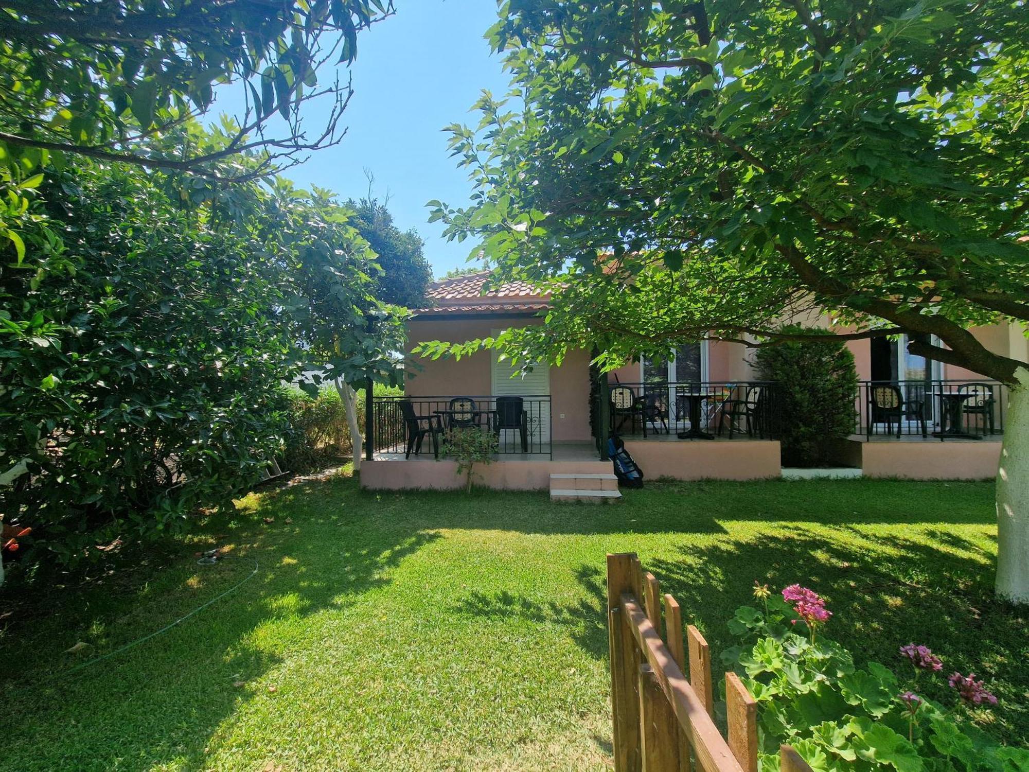 Lemi Apartments Ríza Екстериор снимка