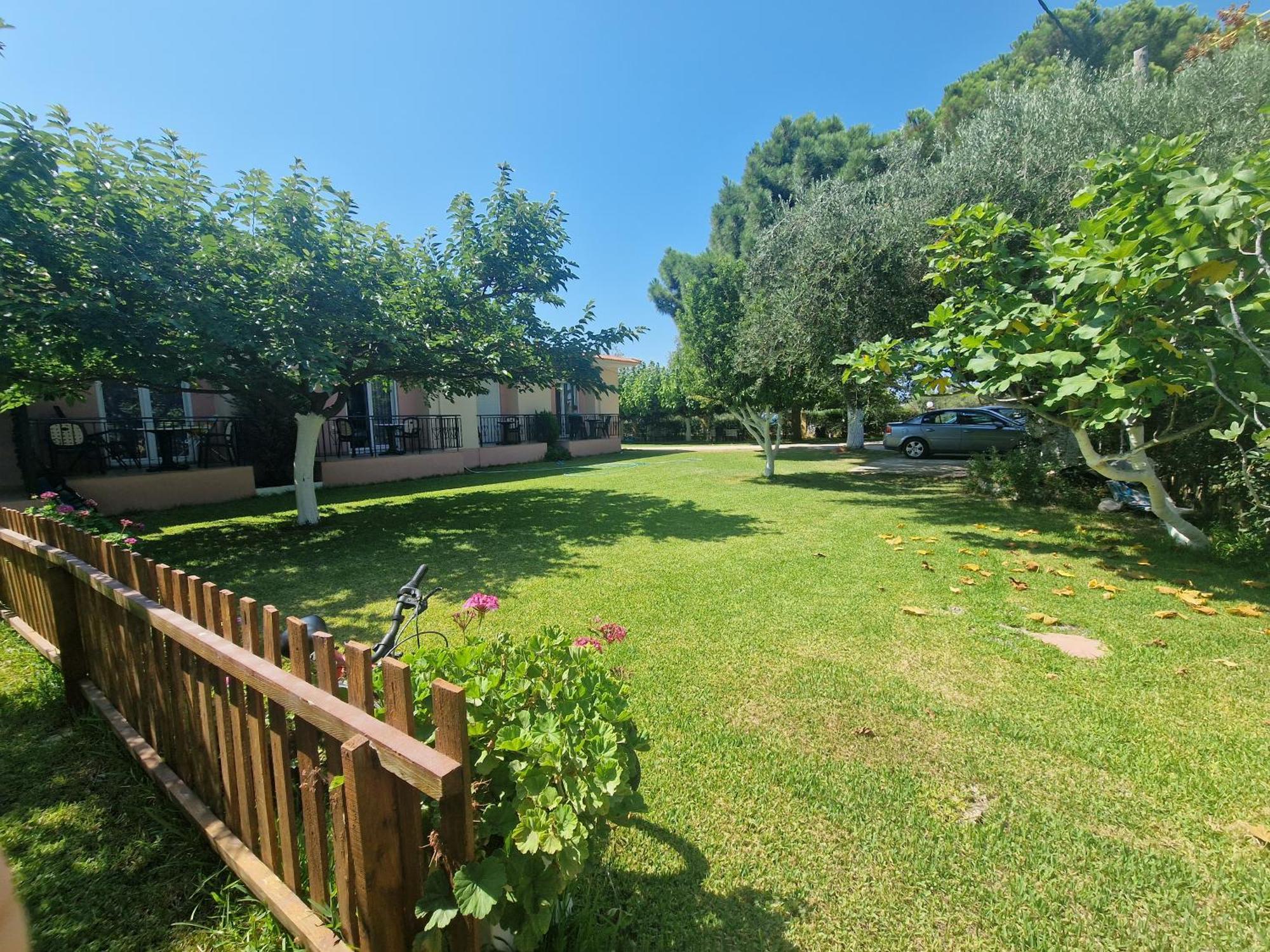 Lemi Apartments Ríza Екстериор снимка